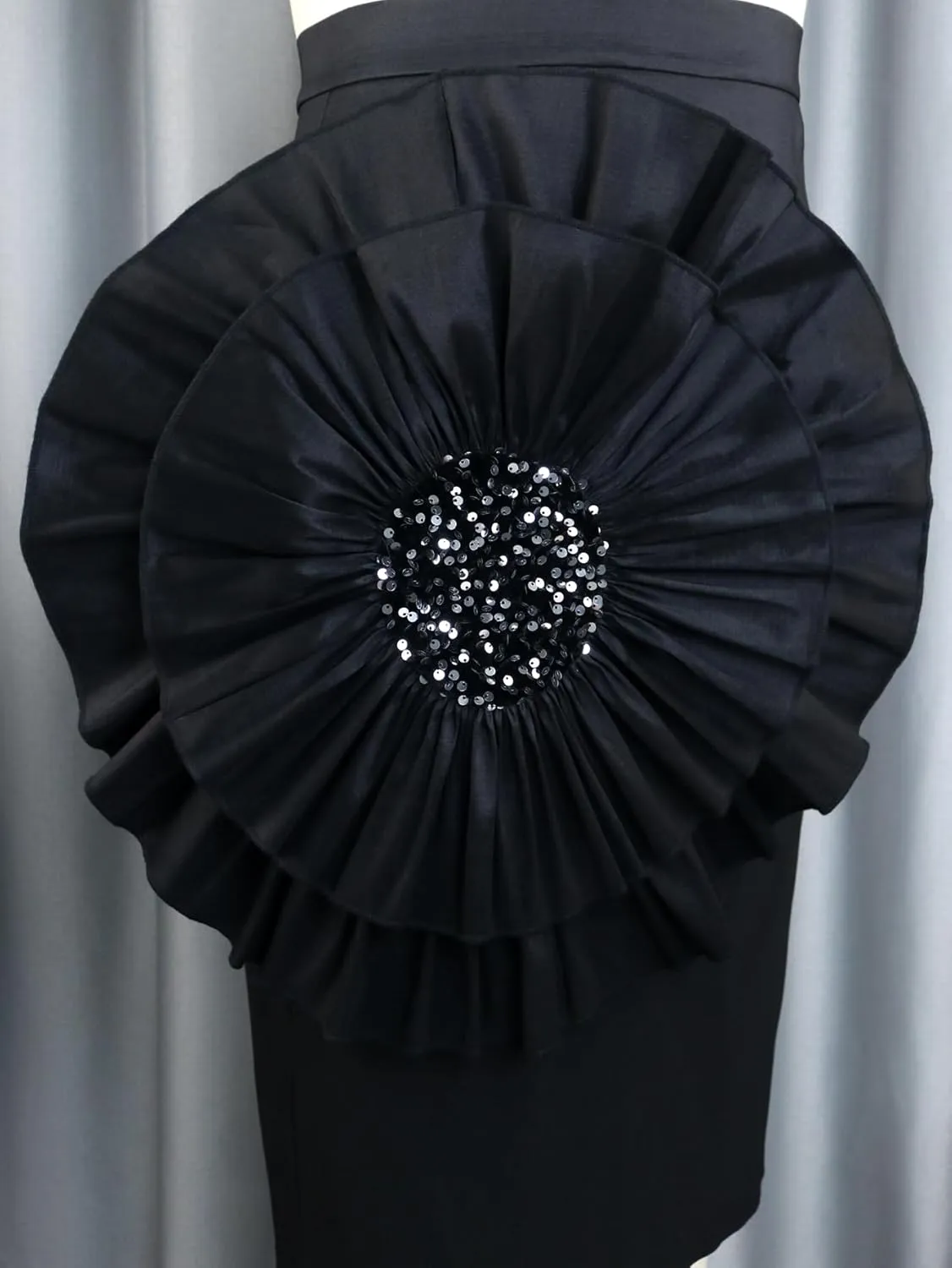 ONTINVA Stylish Women Black Bodycon Midi Skirt with Big Flower Sequins High Waist Fitted Skirts Party Club