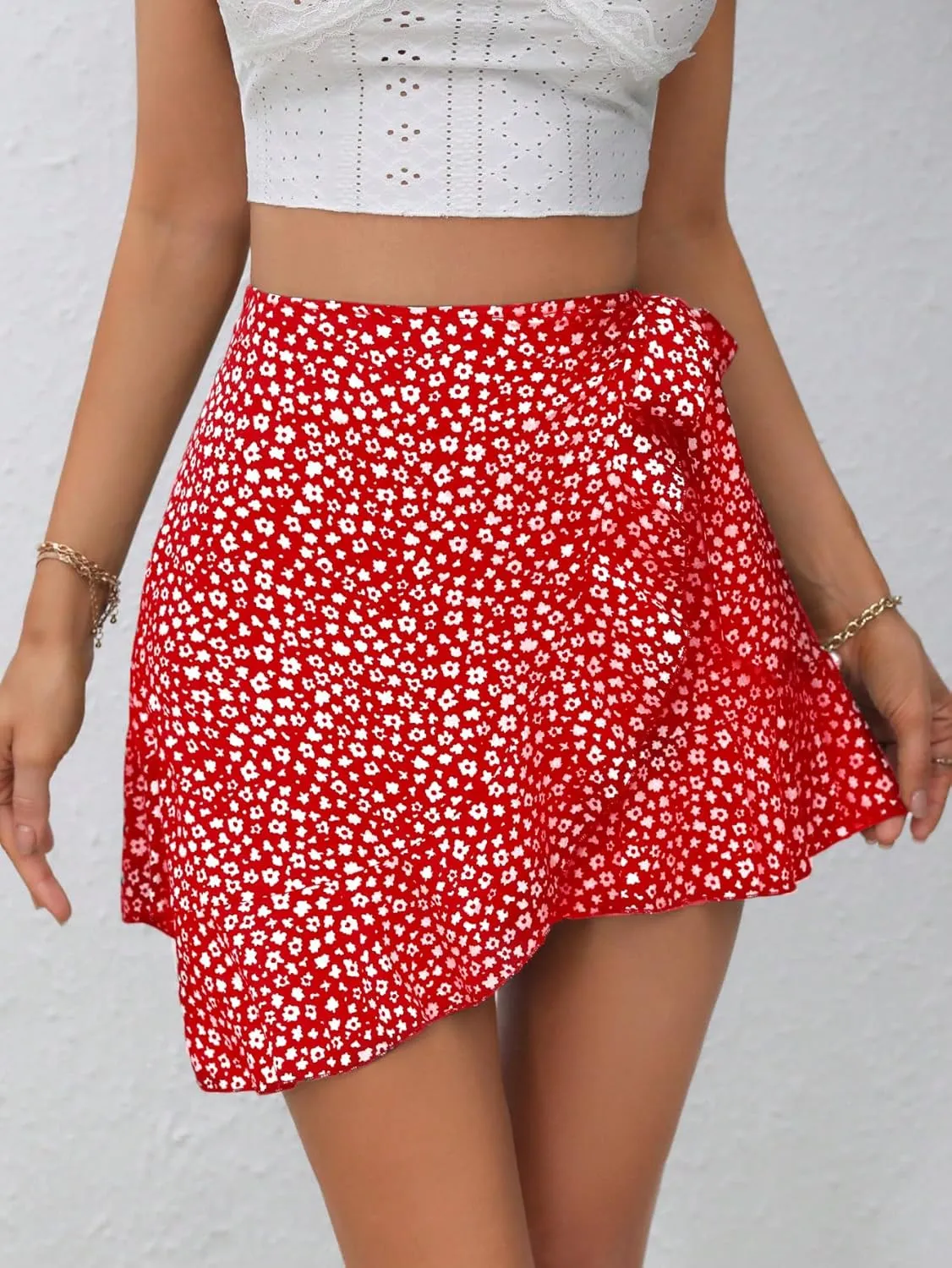 SweatyRocks Women's Boho Floral Print Tie Side Wrap Skirt Ruffle Hem Mini Skort Skirts with Shorts